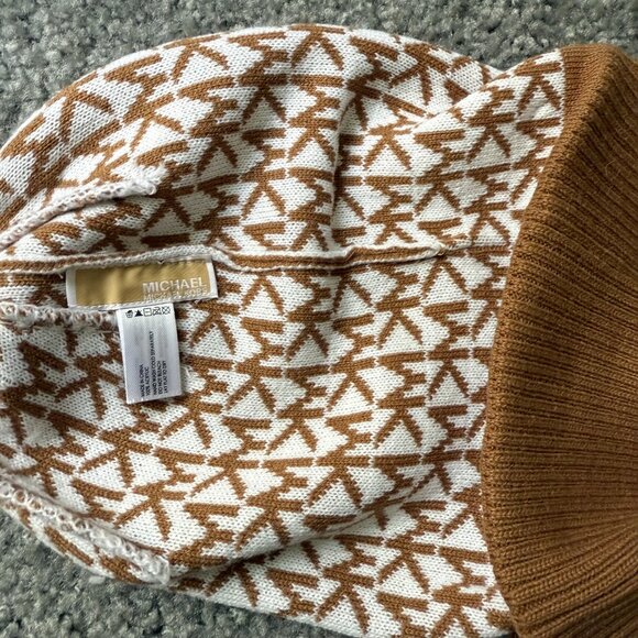 Michael Kors tan brown logo reversible scarf hat set new - Picture 2 of 3